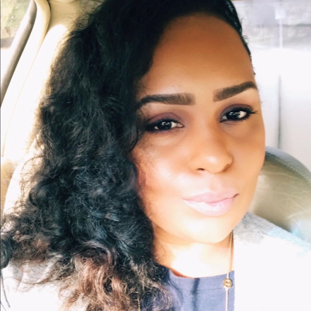 Meet your Posher, Merissa